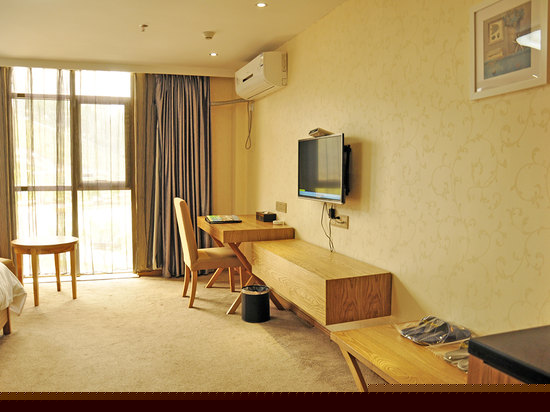 高级商务大床房