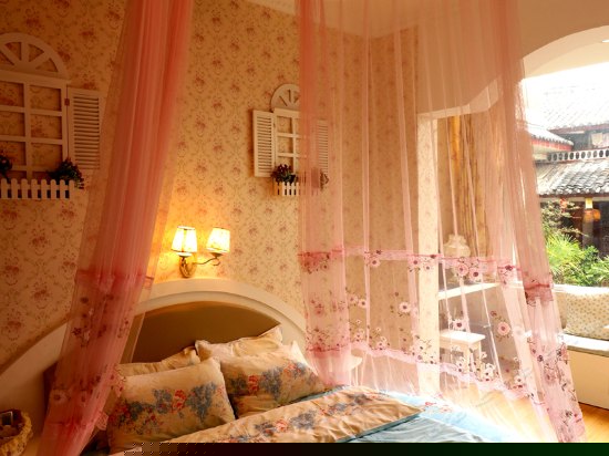 地中海情侣主题圆床房