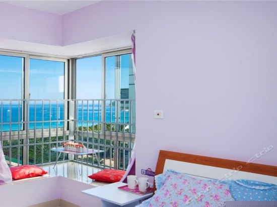 豪华高层海景三卧室一厅套房1302