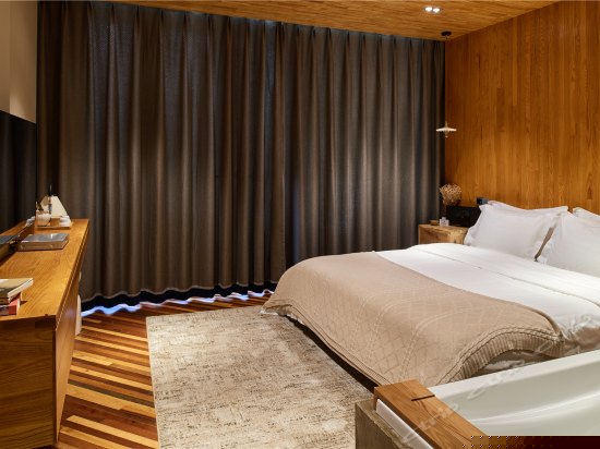 最美夕阳阳台海景大床房