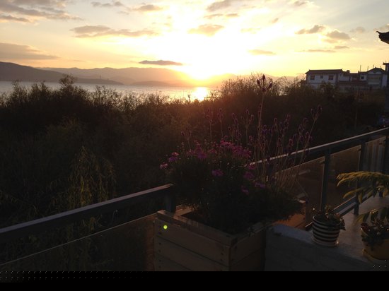 云水间阳台海景房