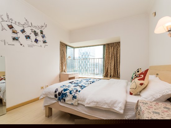 时尚两房两厅套房