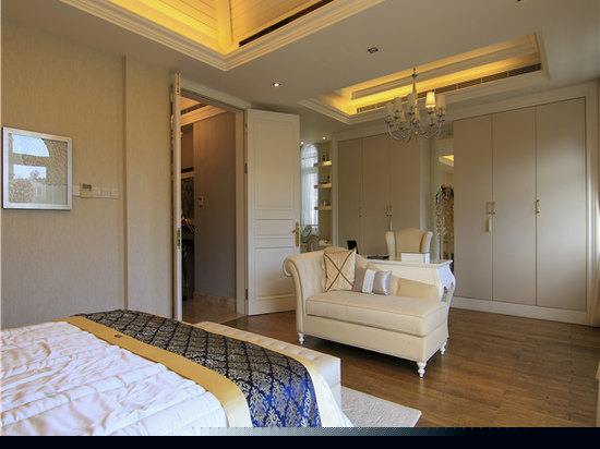 联排4居室湖景别墅