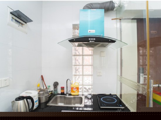 套房（两房一厅）