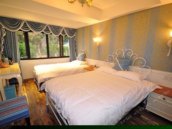 叙事 （家庭房102）