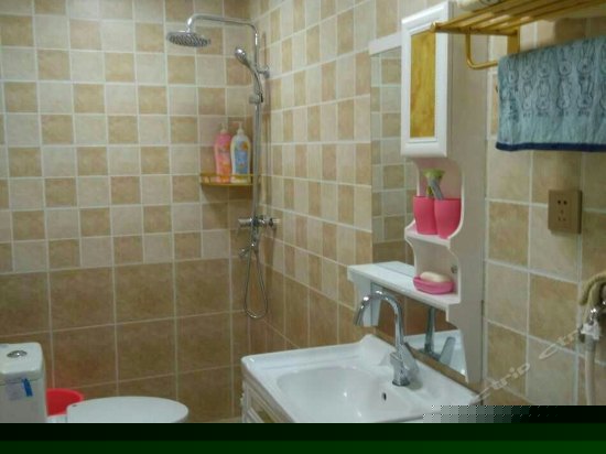 二卧室精装修豪华套房