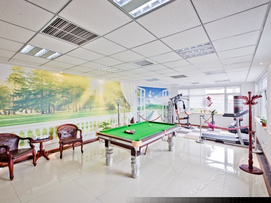 健身娱乐设施