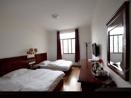 双人间（带电脑）