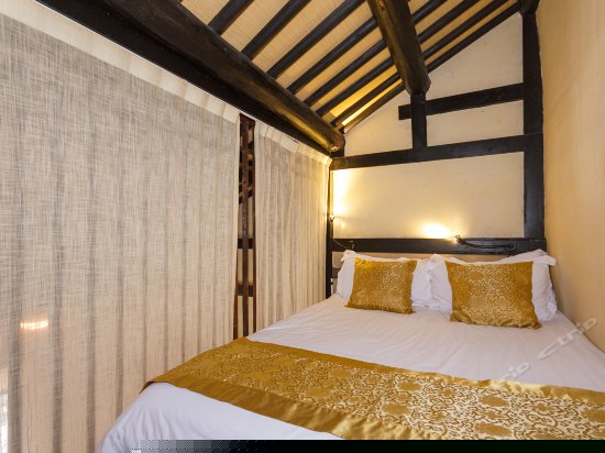 参禅家庭复式架子大床套房