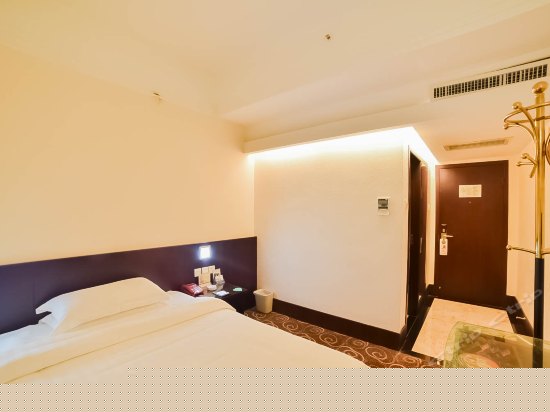 普通大床09房(无窗)