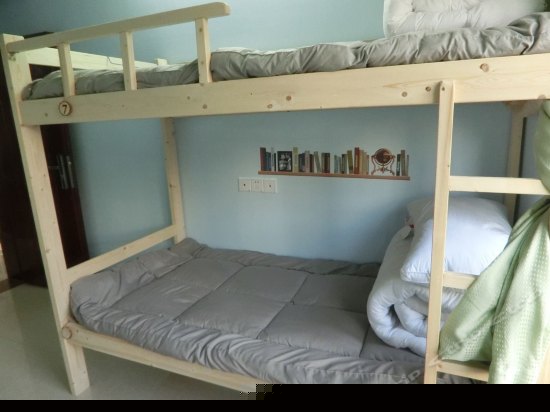 男生四人床位间(公卫)