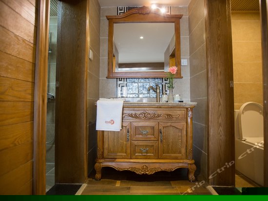 一楼精品家庭房