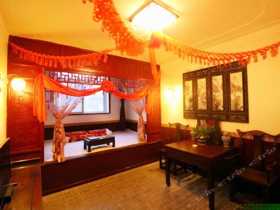 豪华土炕房