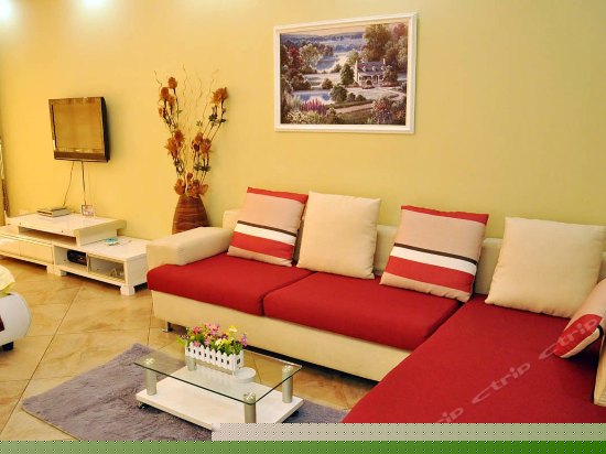 无敌海景蜜月大床房