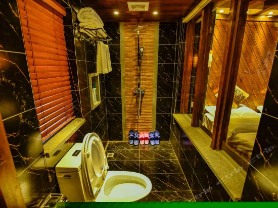 豪华复式家庭房