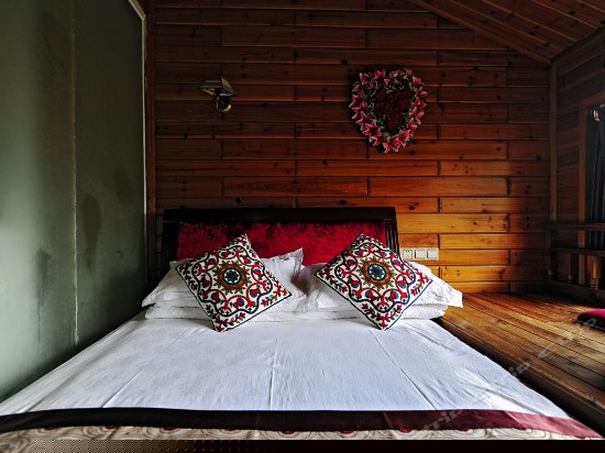 豪华观景大床房