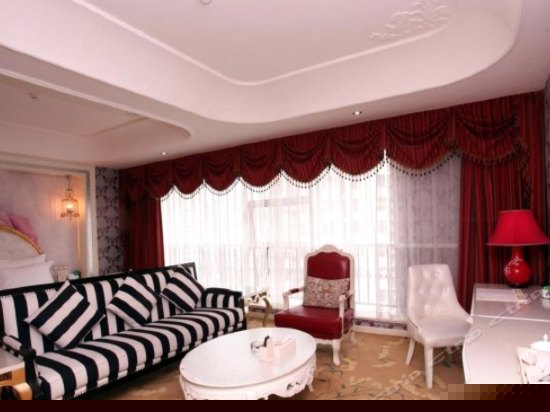 巴黎行政小套房