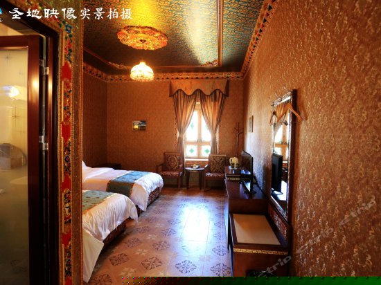 山景豪华双人房