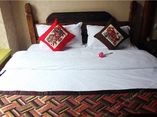 精品大床房（三寸日光）