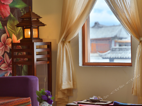 豪华海景家庭套房