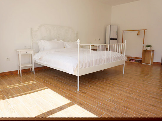 高级阳台大床房