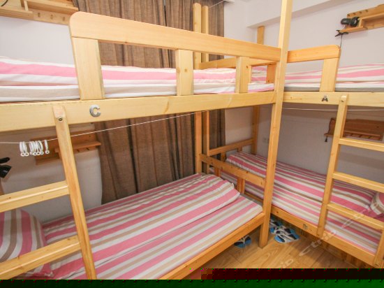 女生四人间(床位)(公卫)