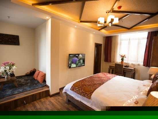 一楼东南亚大床