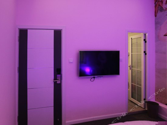 多巴胺·大圆床房