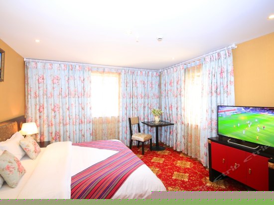 双窗观景大床房