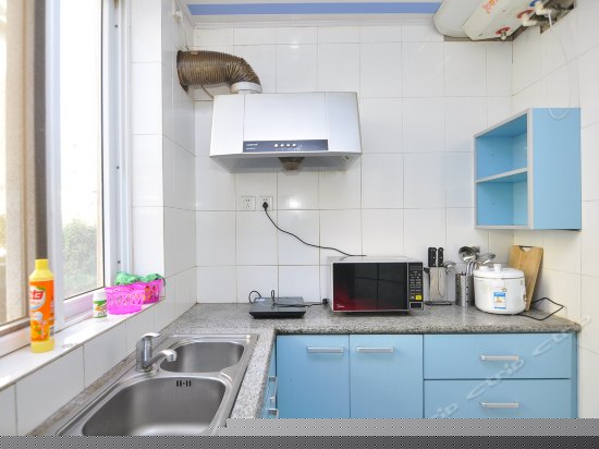 一房一厅一厨一卫温馨景区房