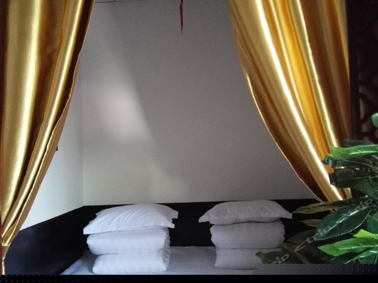 豪华龙凤土炕双人间