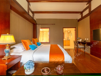 豪华景观大床房