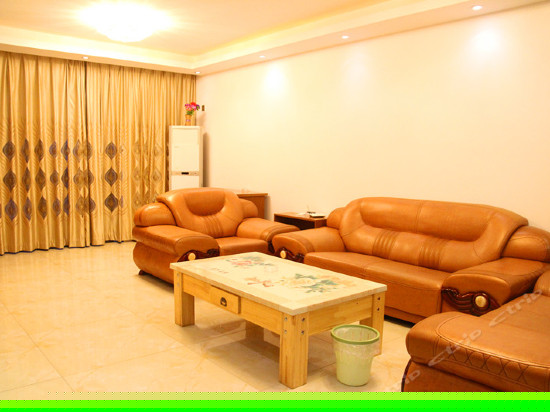 东南亚豪装套房3房2厅2卫