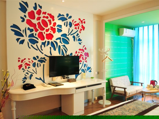 荷兰郁金香山景大床房