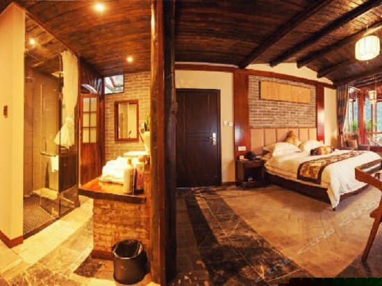 豪华阳光庭院观景大床房