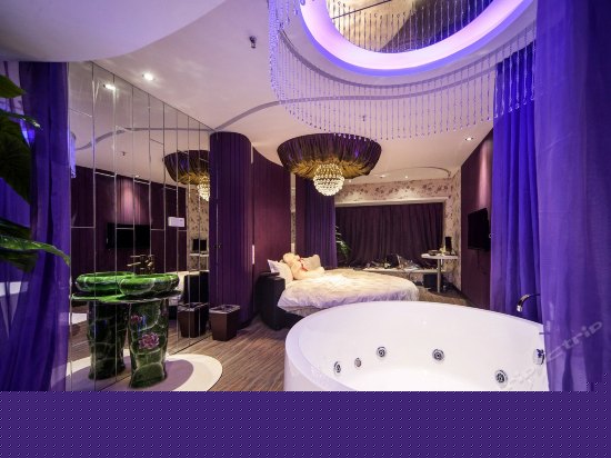 至尊九尾狐主题房