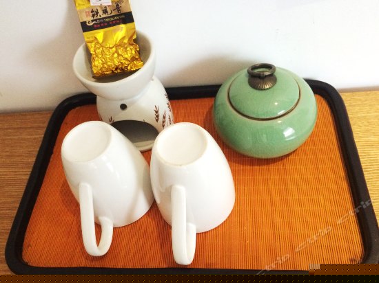 山水豪华大床房