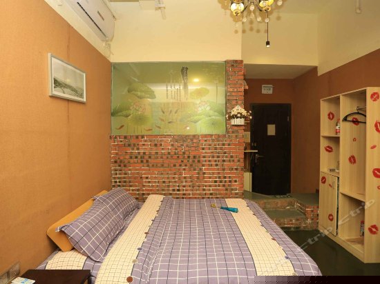 百变大床房（内窗）