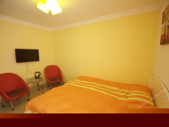 暖心精致大床房