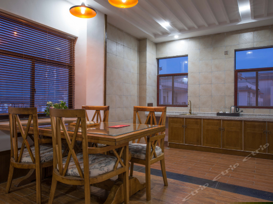 雅致海景家庭套房