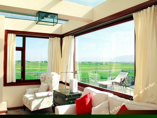 桑田至尊田园高级套房