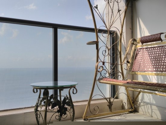 温馨全海景情侣房