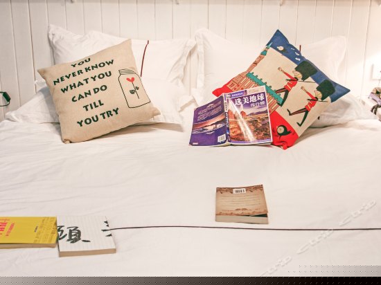 费拉小镇大床房