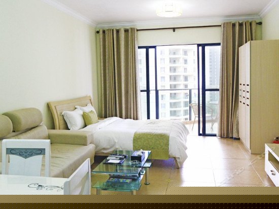 豪华园景大床房