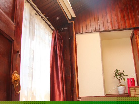 204缘定今生 龙床房