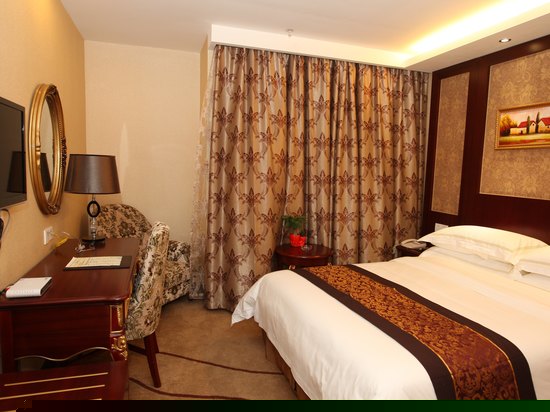 高级大床房