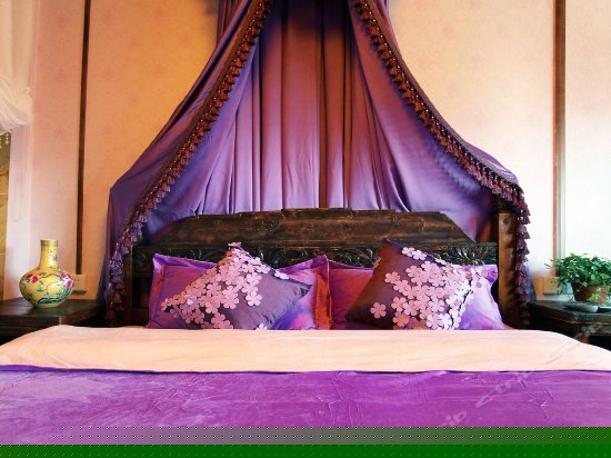 203紫嫣（观景豪华房）