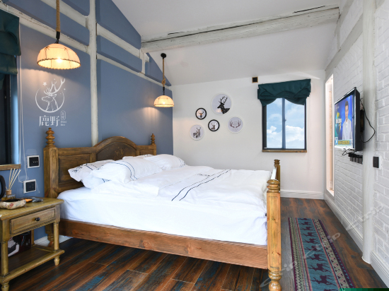 鹿肆花园露台大床房