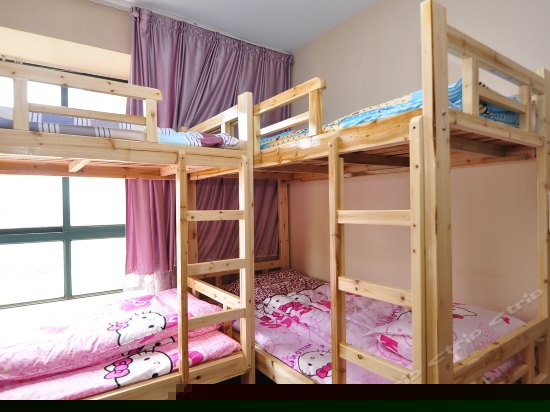 女生六人间(床位)