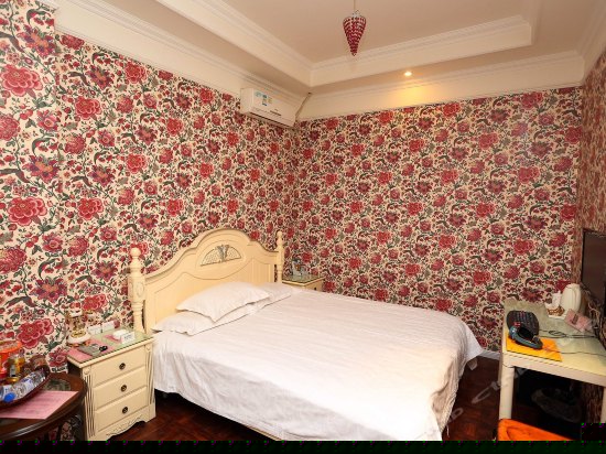 欧式电脑大床房